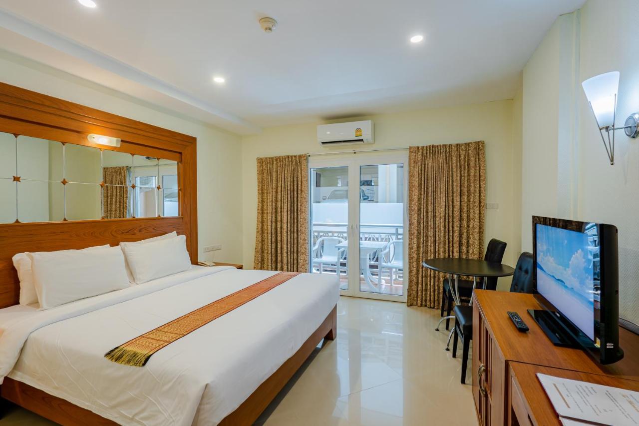 Whitehouse Condotel Aparthotel Pattaya