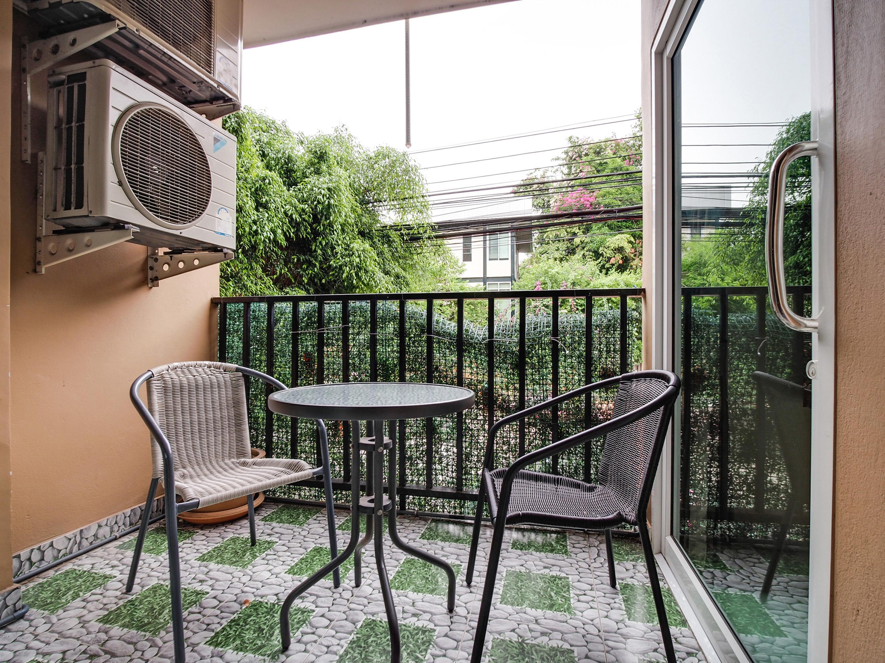Patumnak Beach Guesthouse Hotel