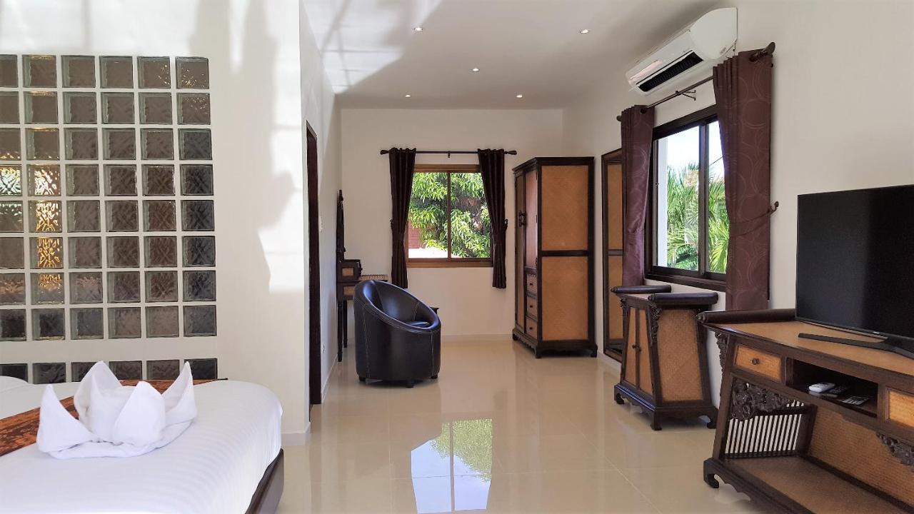 Wowland Luxury Pool Walking Street 6 Bedrooms Pattaya