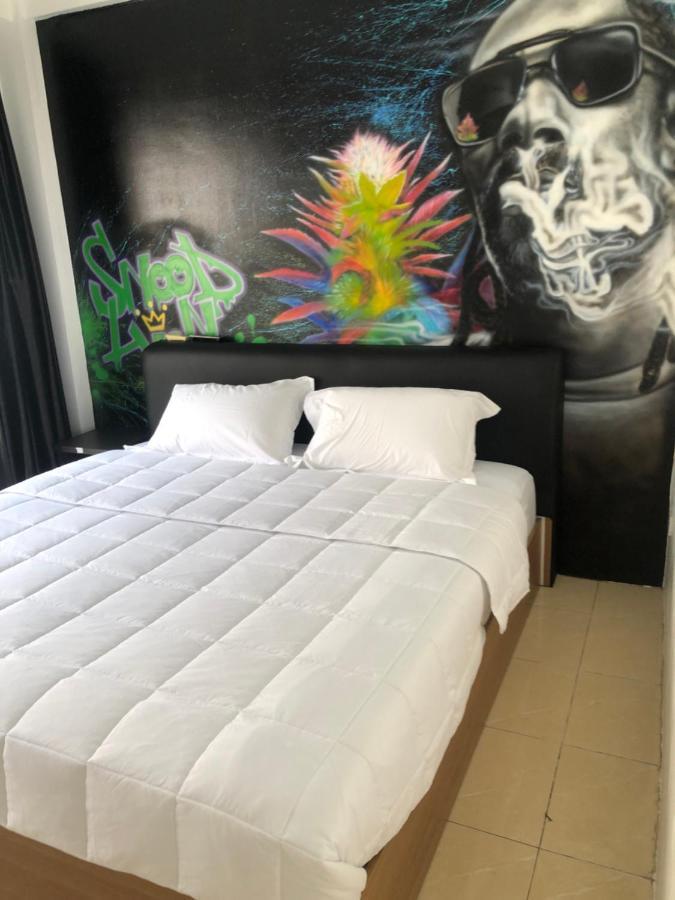 Bonkers Guest house *