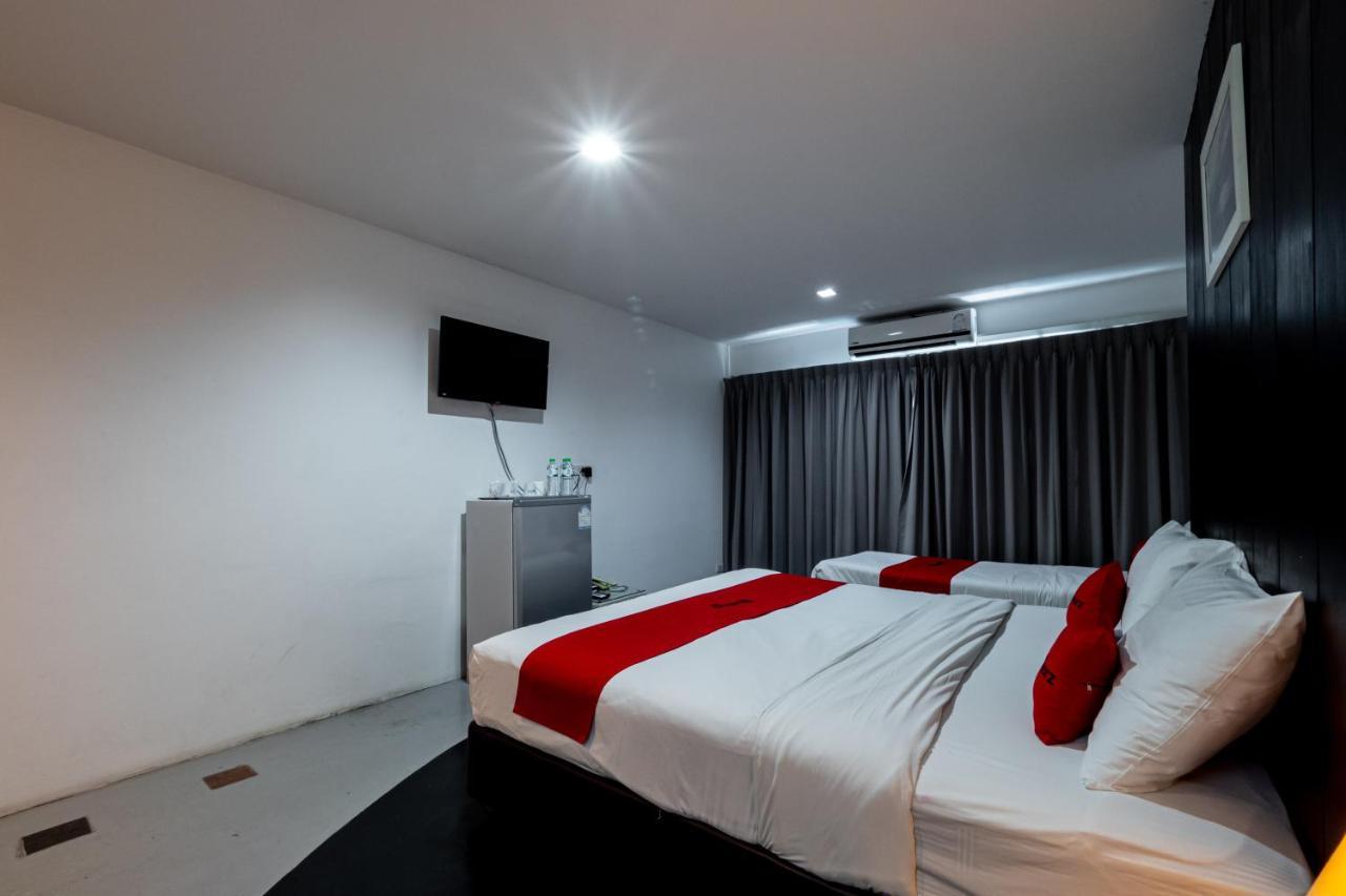 Reddoorz I-talay Hotel 3*