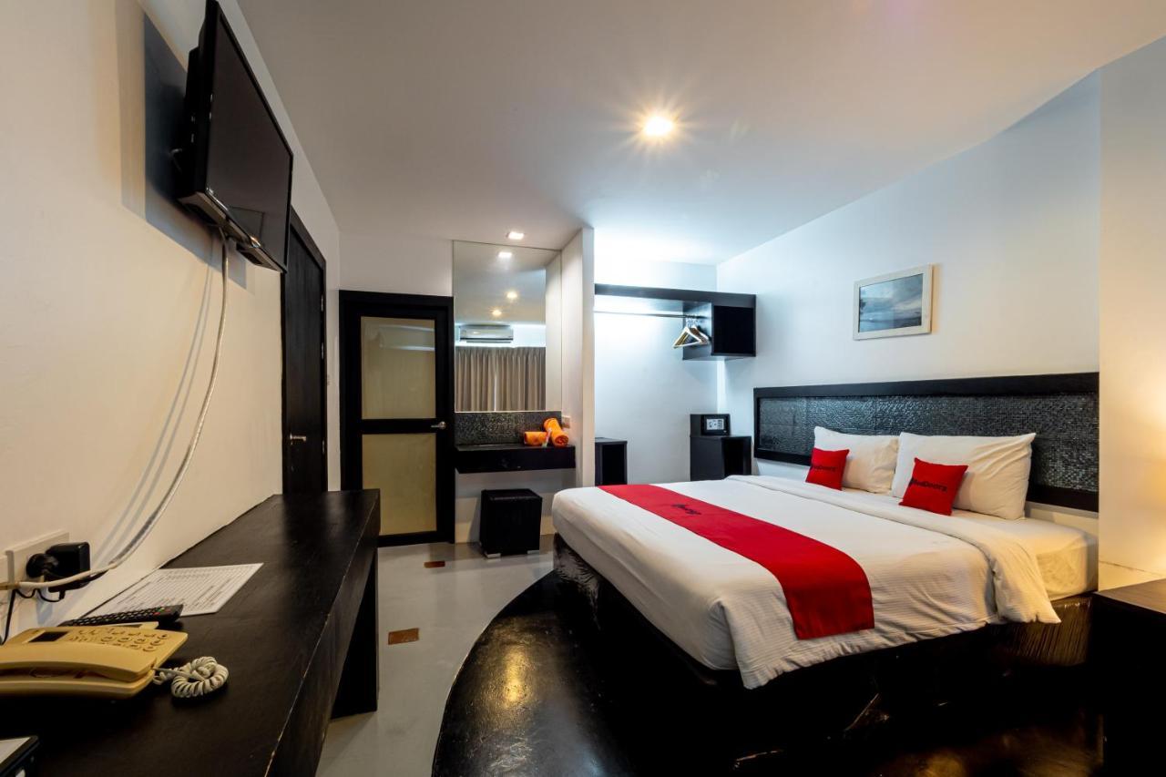 Reddoorz I-talay Hotel 3*