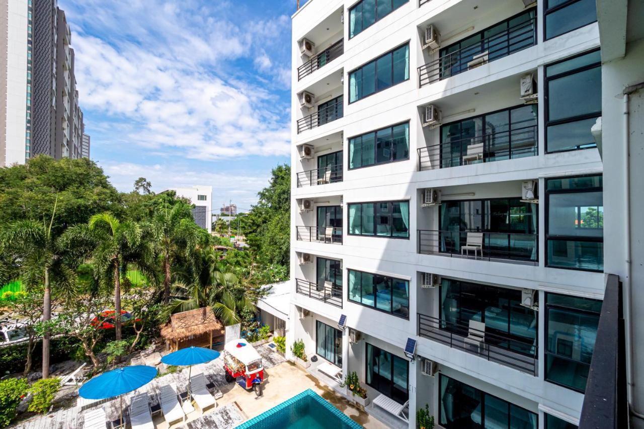 Reddoorz I-talay Hotel 3*