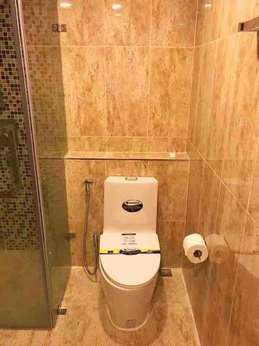 Grand Avenue 6floor