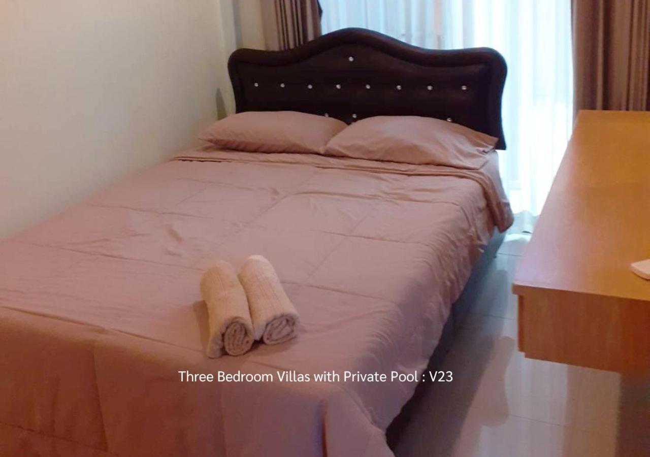 Baronial Pool Villas