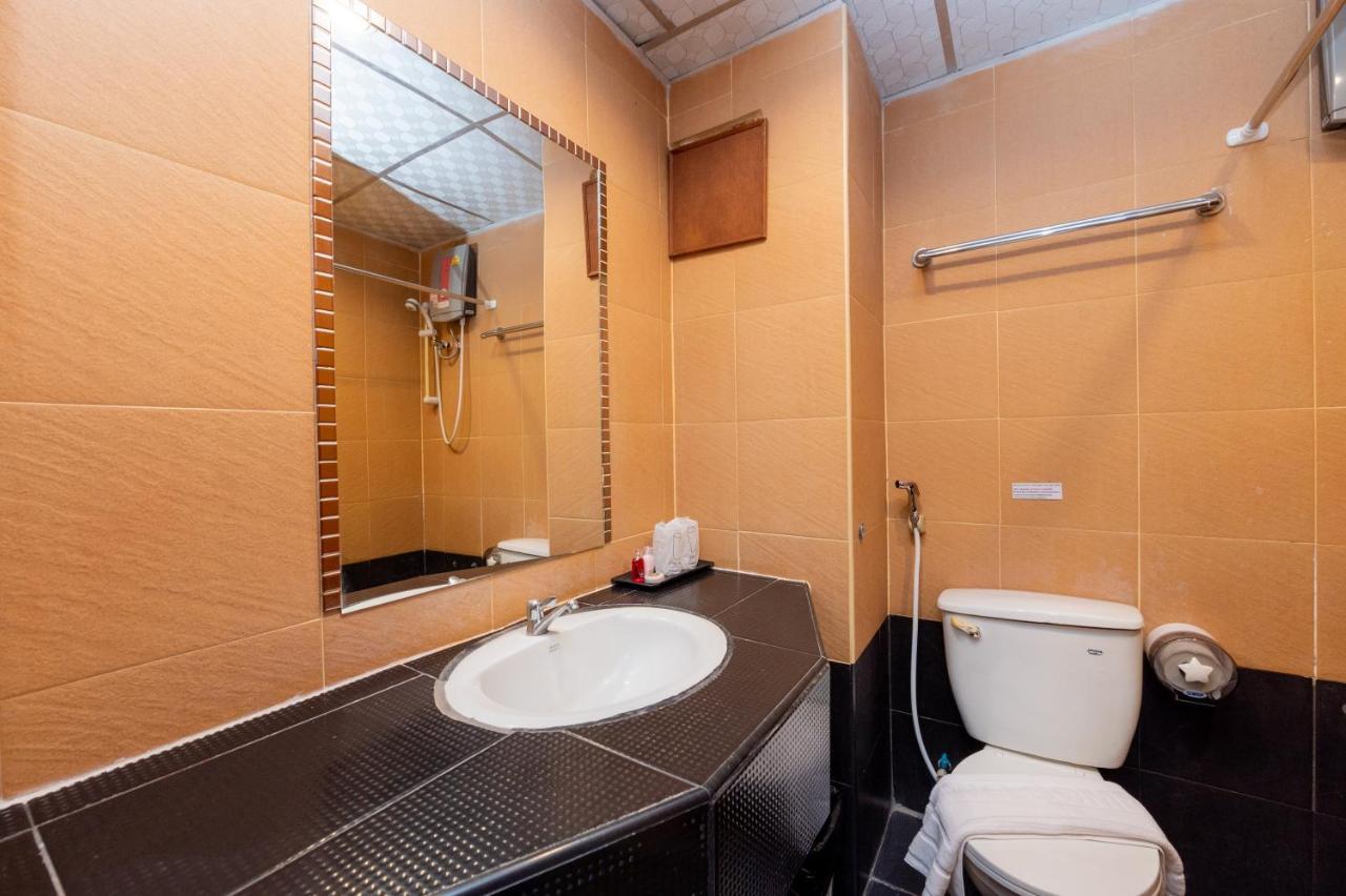 Hillside Hotel 3*