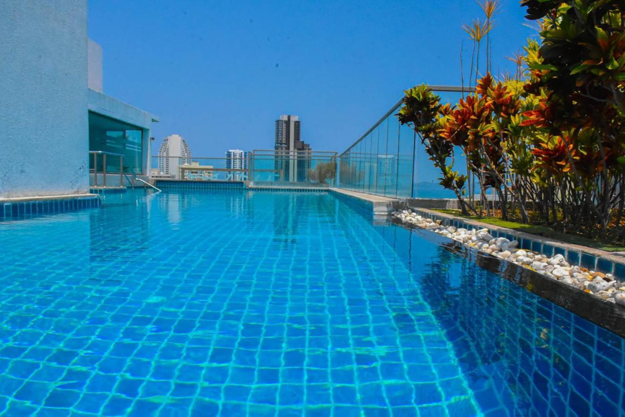 Water Park Apartment *