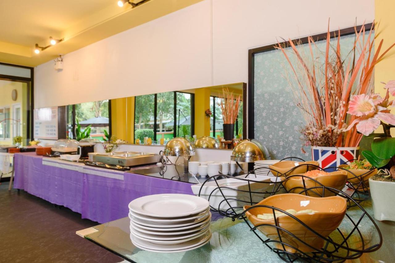 Stay Resort Pattaya - Pool & Comfort Near Beach Hotel Pattaya