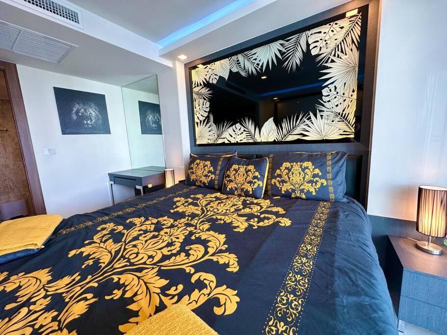 Large Luxury - Centre - Grand Avenue Residences, Pool View - 716 Pattaya