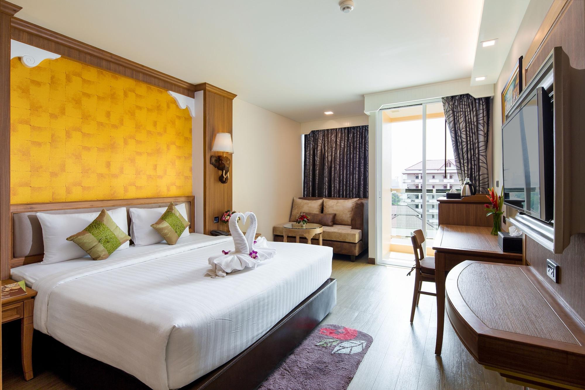 Aiyara Palace 5*