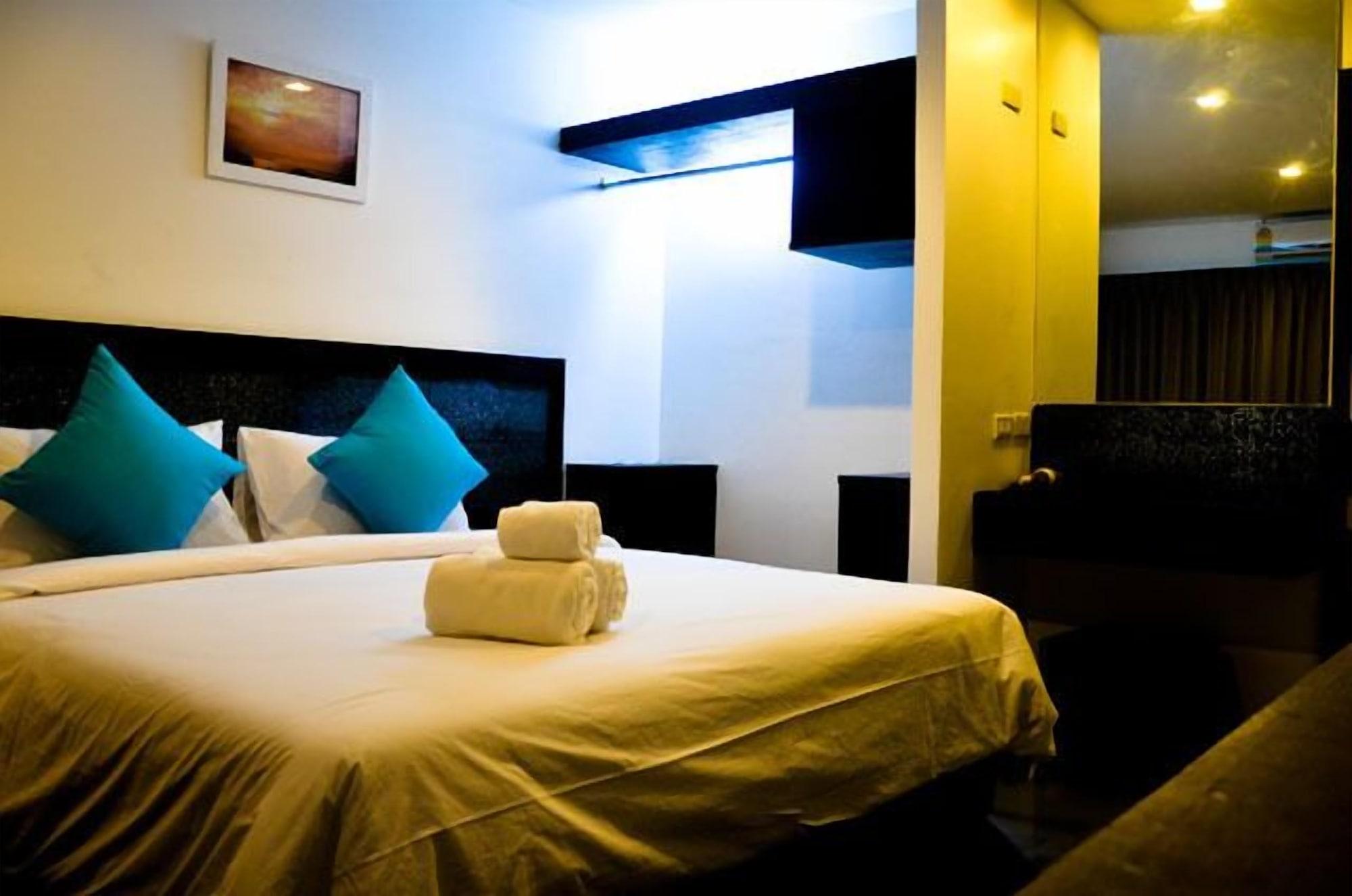 Hotel Reddoorz I-talay 3*
