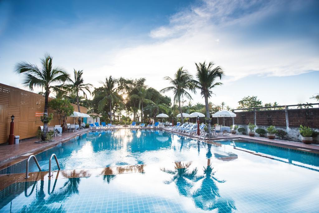 Twin Palms Pattaya, Sha Extra Certified Hotel 3*