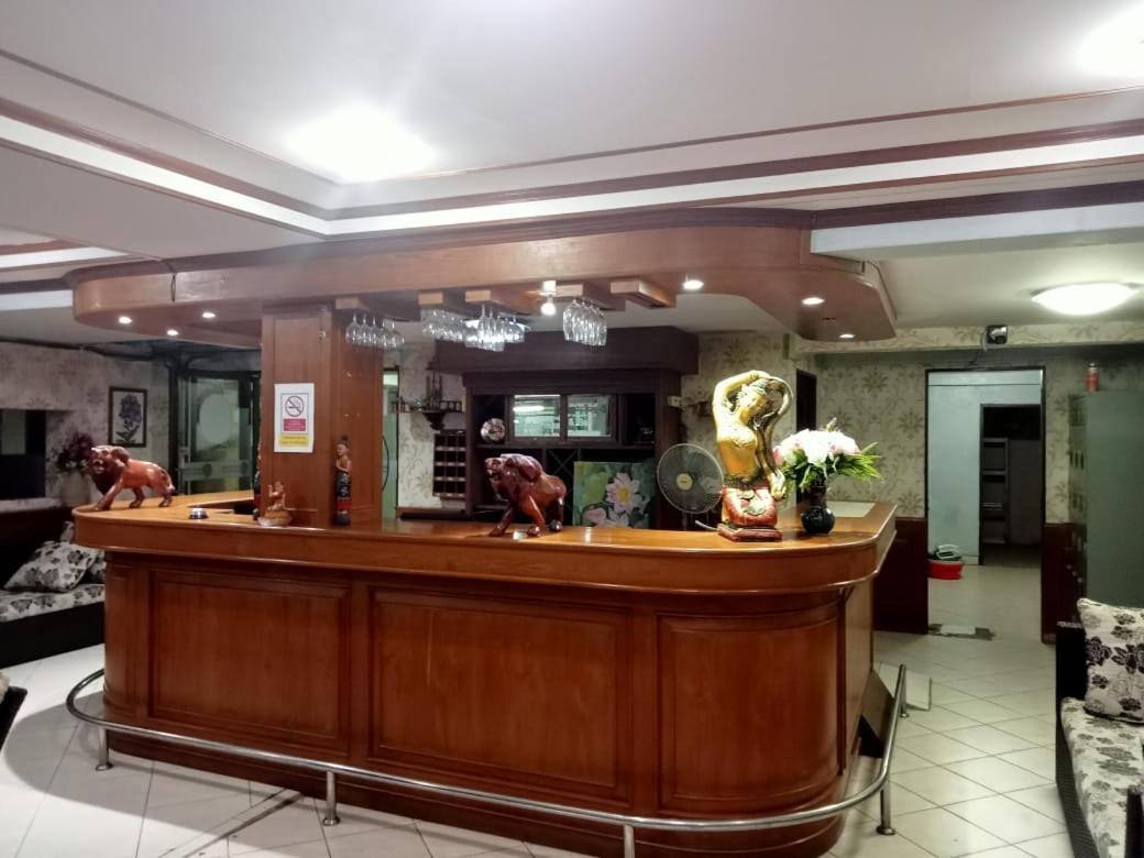 Kingfisher House And Bar Guest house 3*