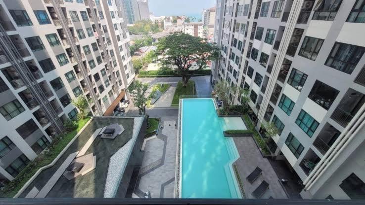 The Base Tower Apartment Pattaya
