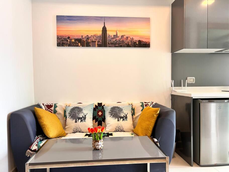 Arcadia市中心 超大泳池 一室套房 风月步行街中心区域 Apartamento *
