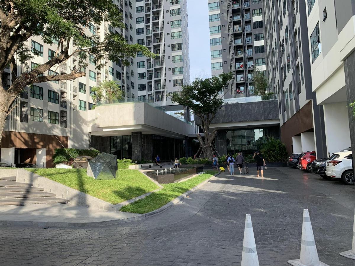 Aparthotel The Base By Adam Pattaya