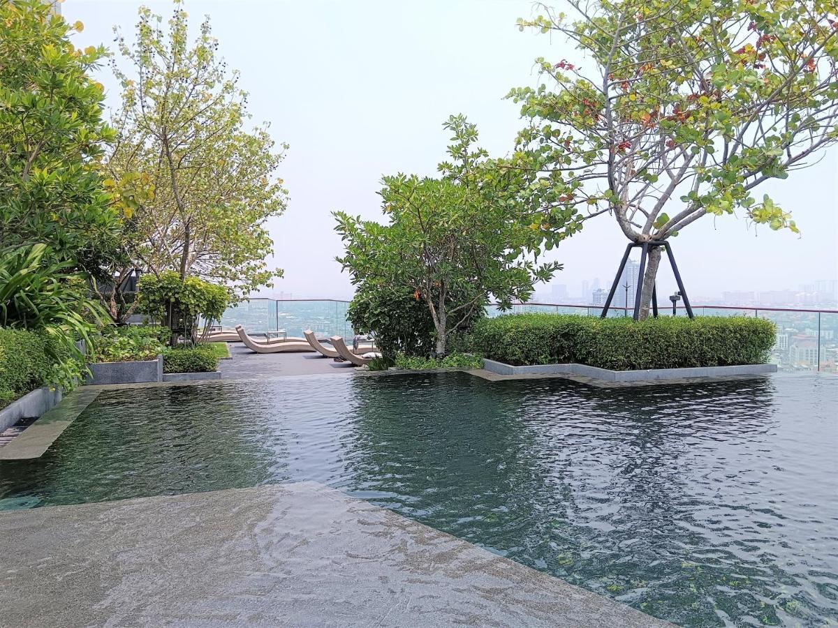 Edge Lux Apartment *