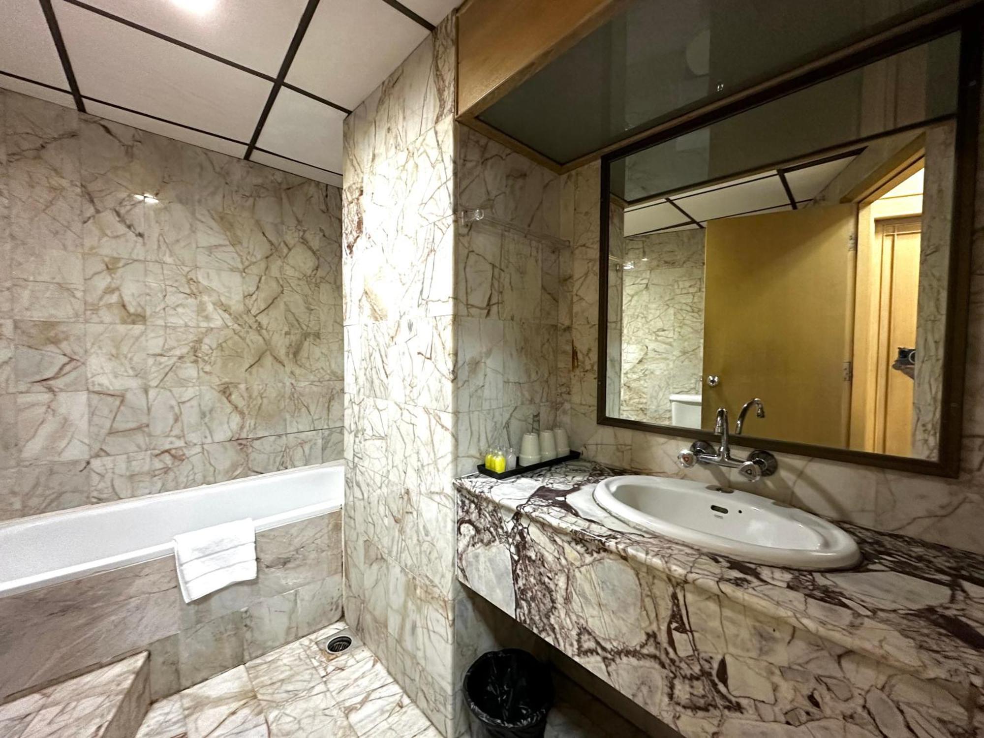 Hotel Garden Paradise 3*