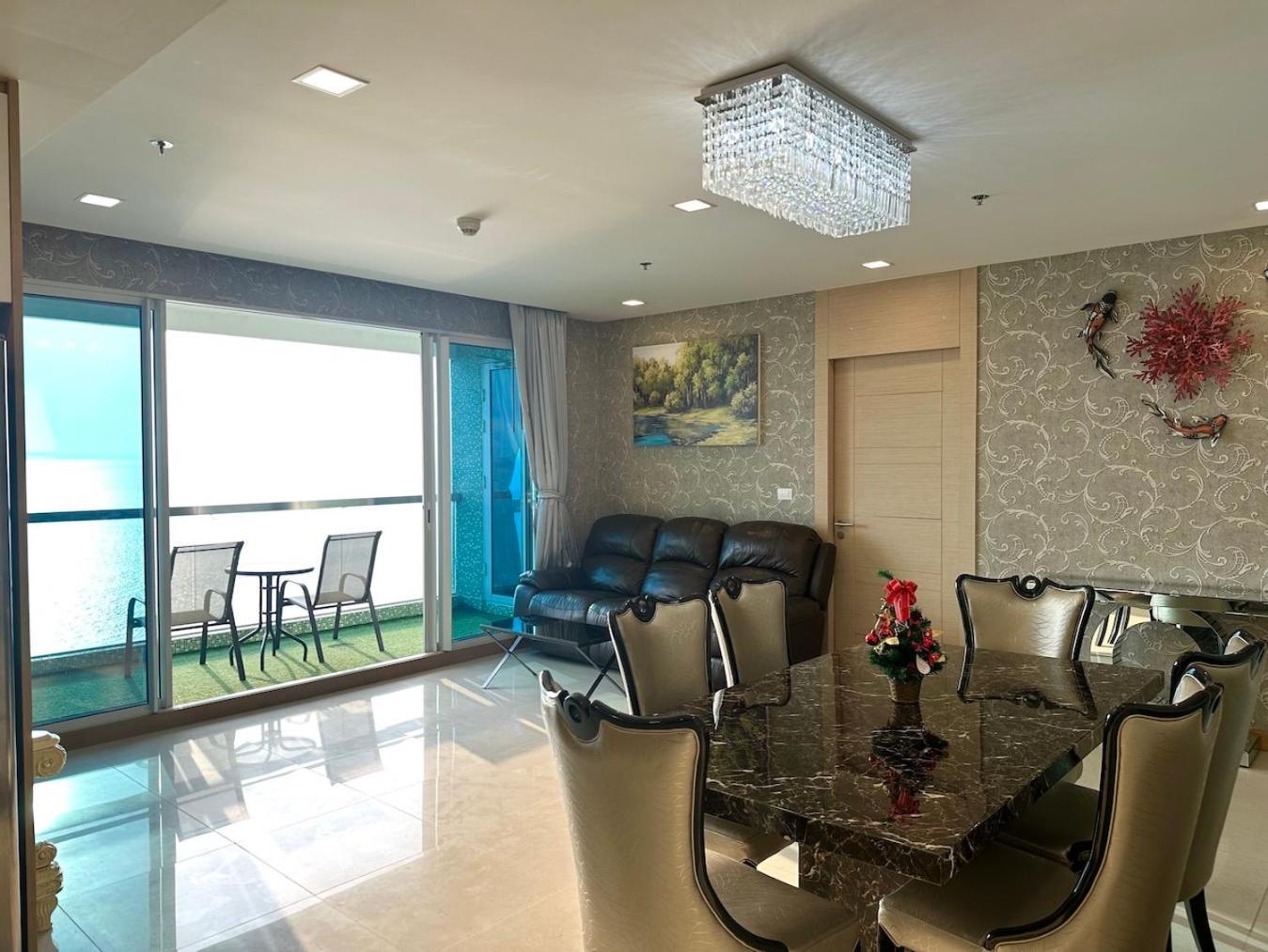 Oceanfront Luxury In With Private And Inifinity Pool - Not A 30 Day Minimum Pangsapuri Pattaya