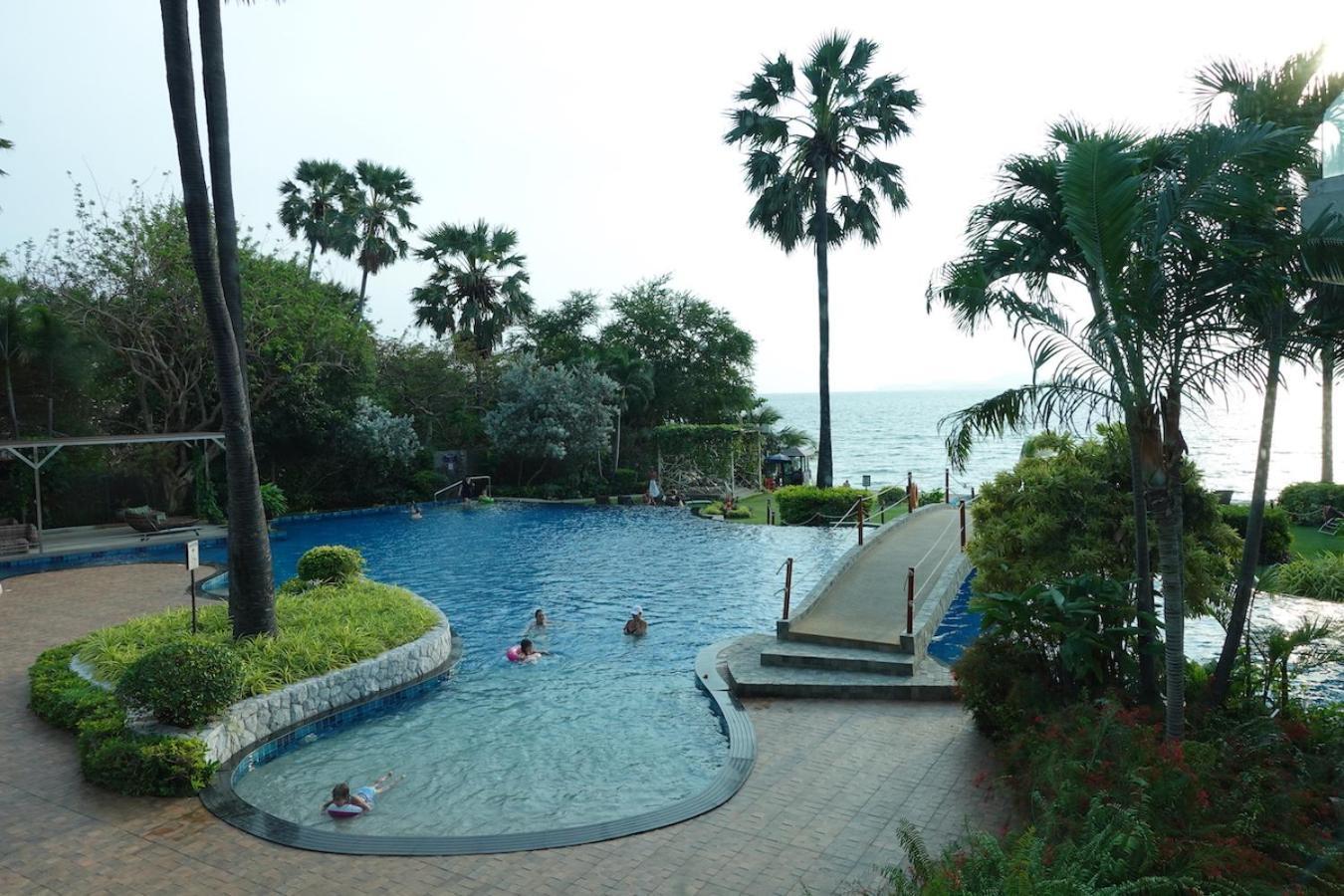 Pangsapuri Oceanfront Luxury In With Private And Inifinity Pool - Not A 30 Day Minimum *