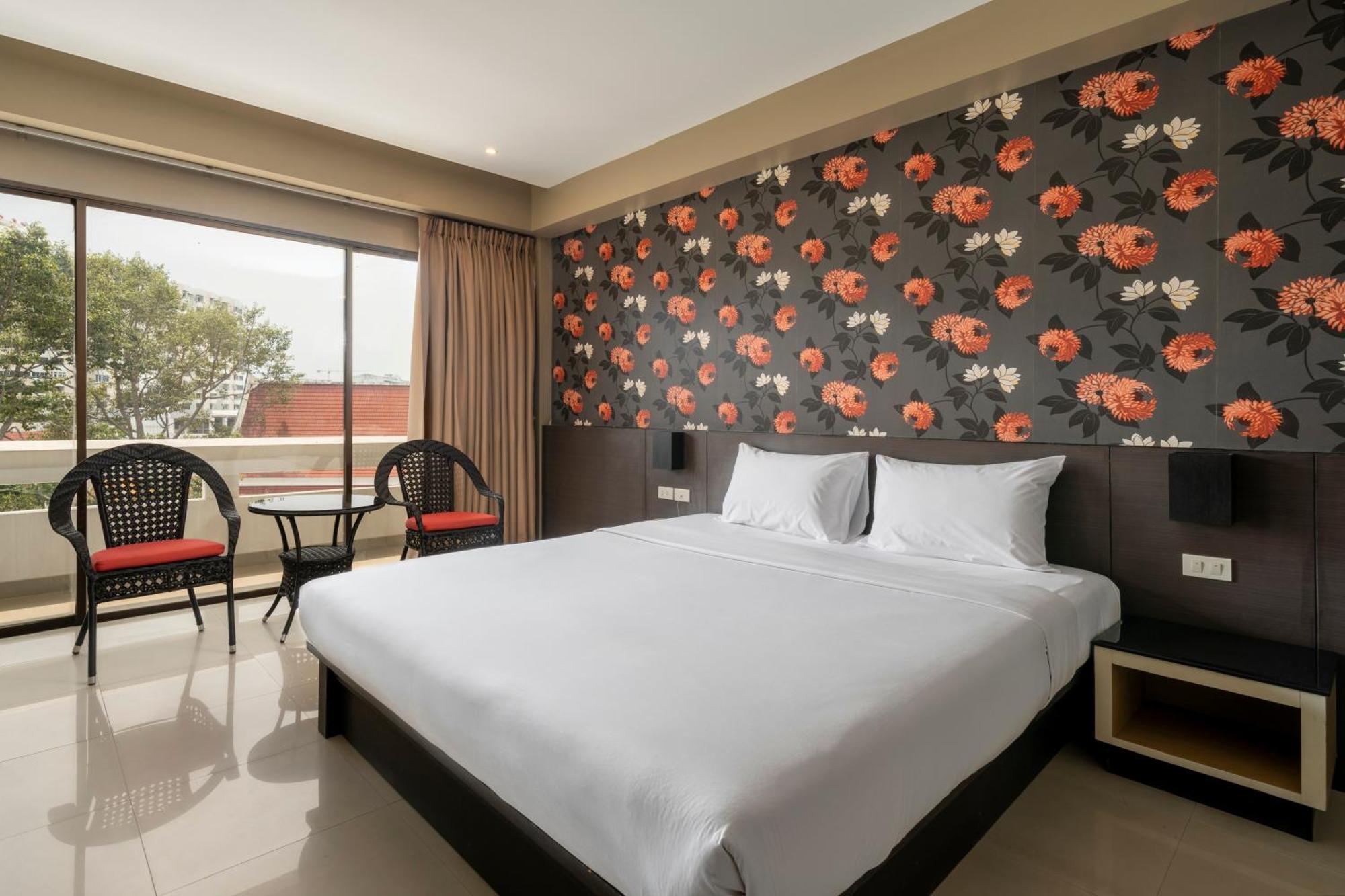 Welcome Plaza Hotel