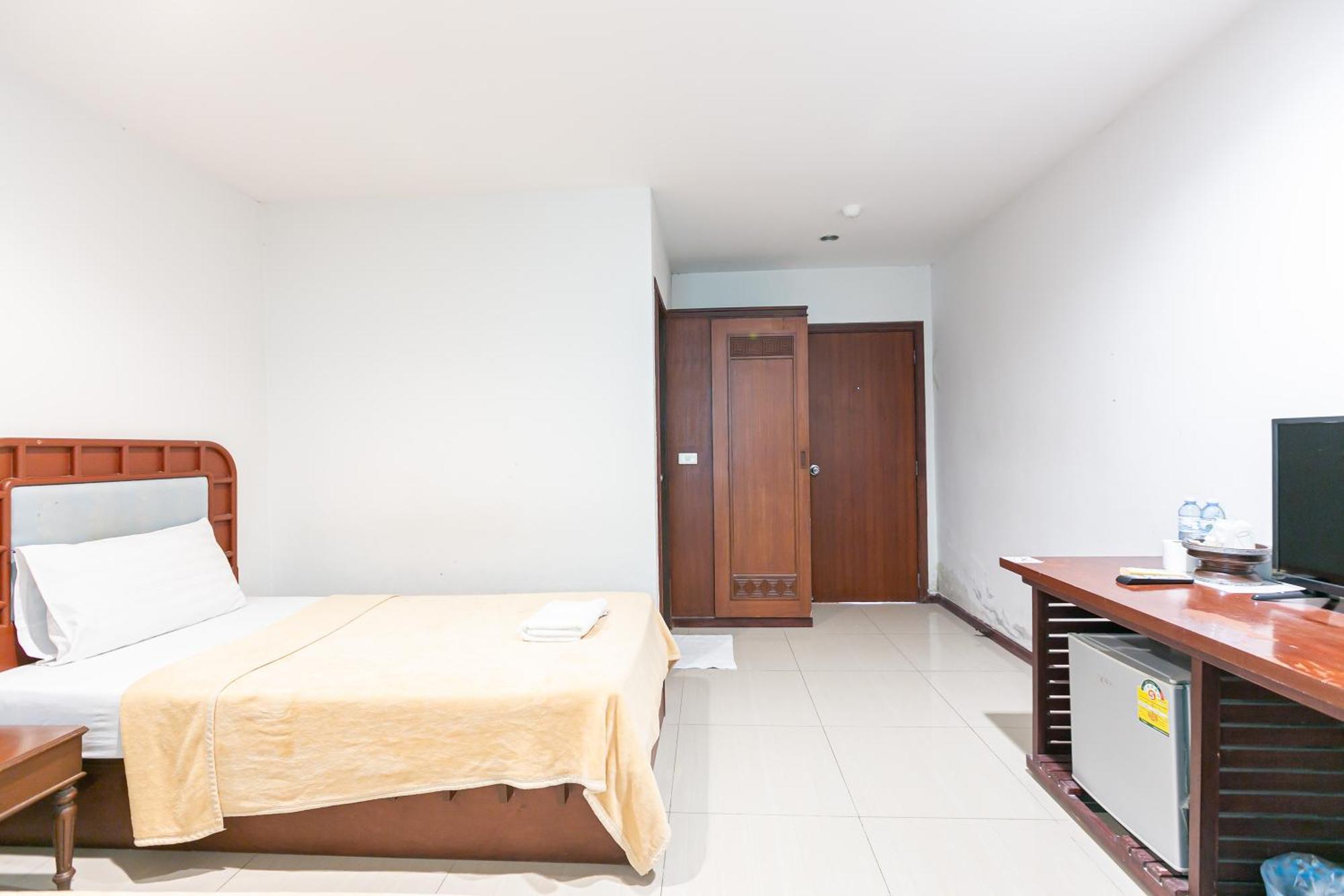 Hotel Deeden Pattaya