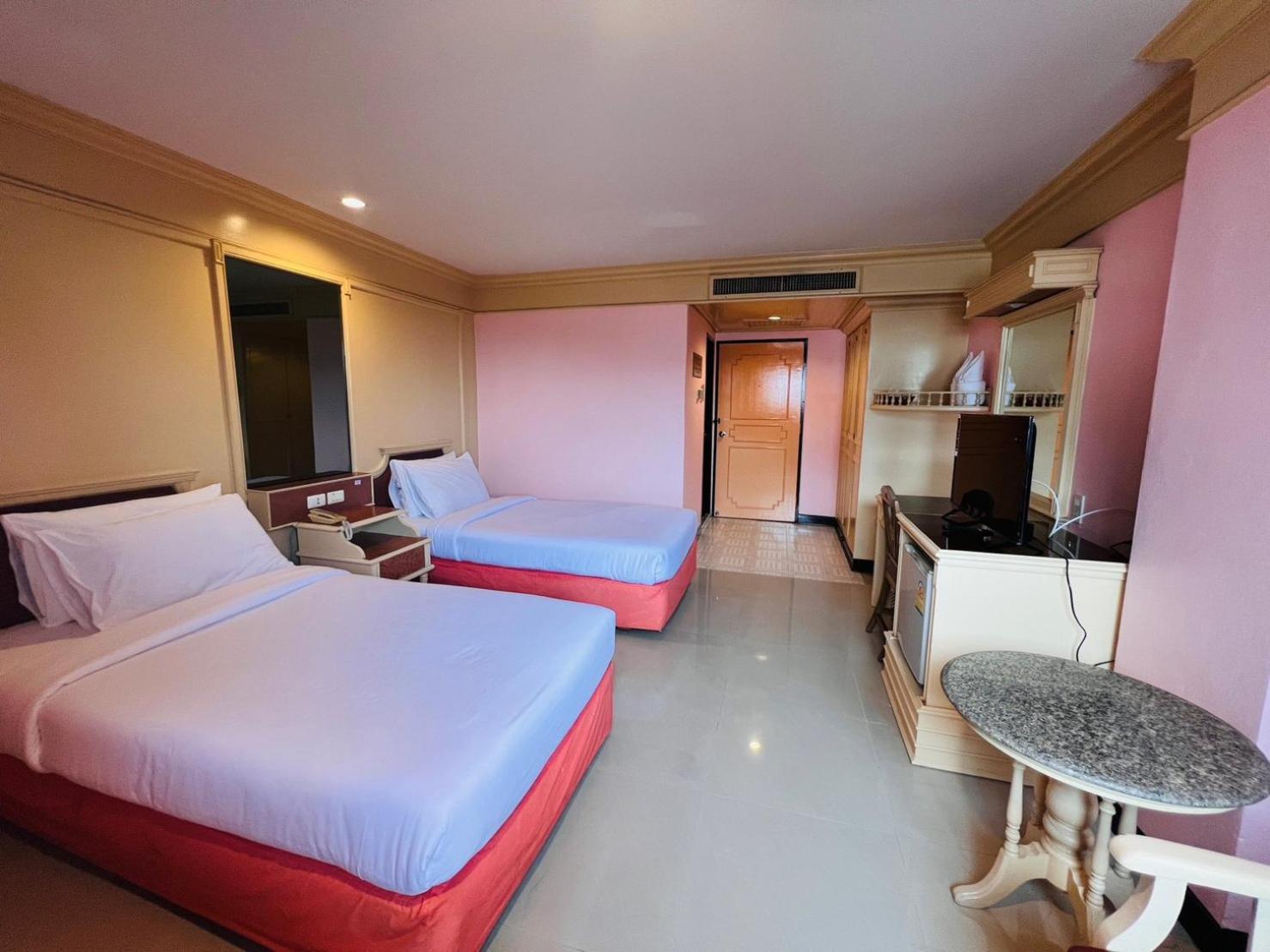 เอเอ โฮเทล พัทยา โรงแรม