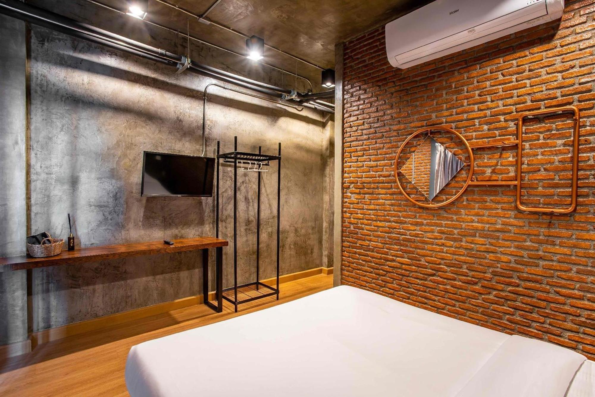 Kaen Hostel *