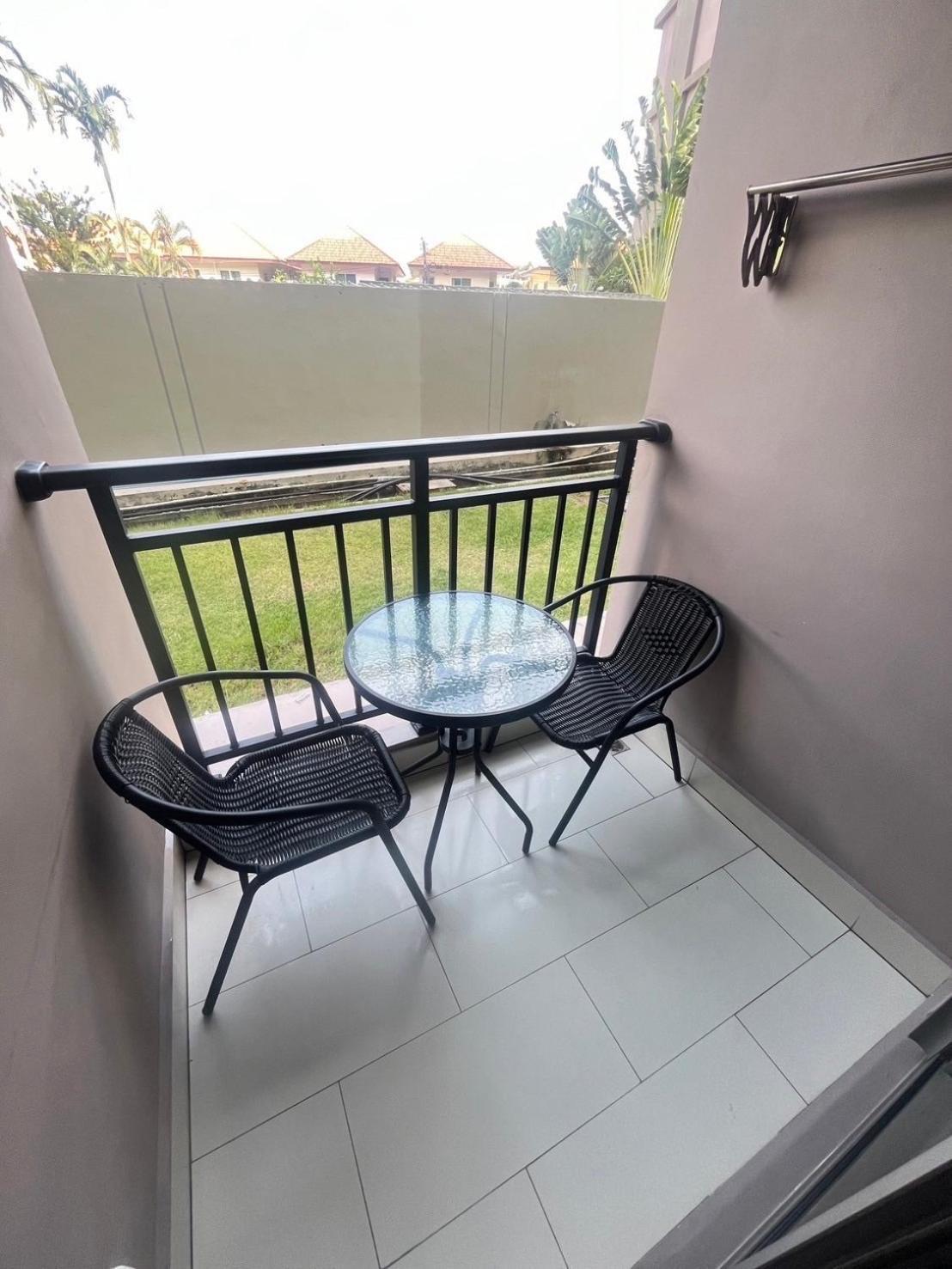 Arcadia Beach Continental Apartment *