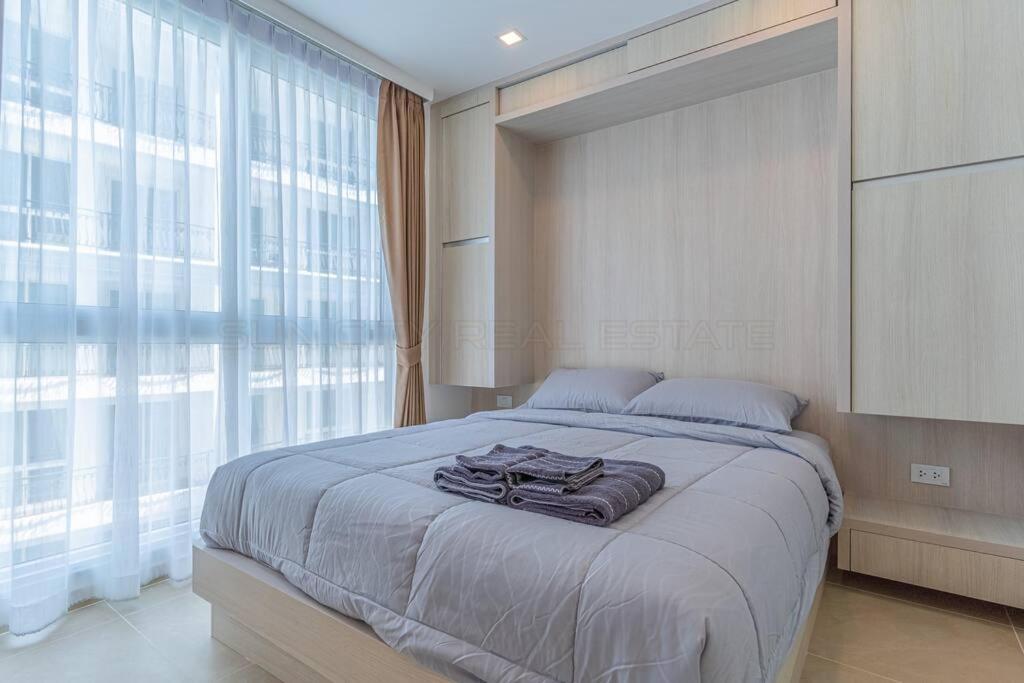 Olympus South Apartment
