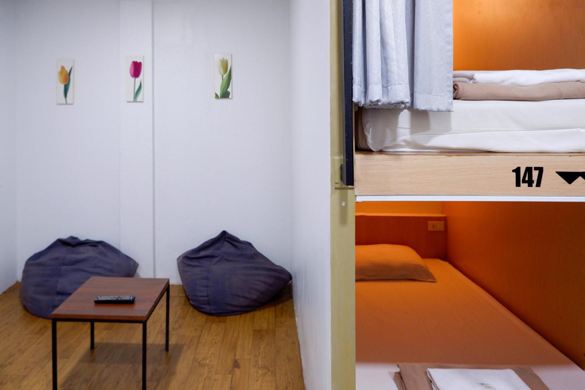 18 Coins Cafe&hostel