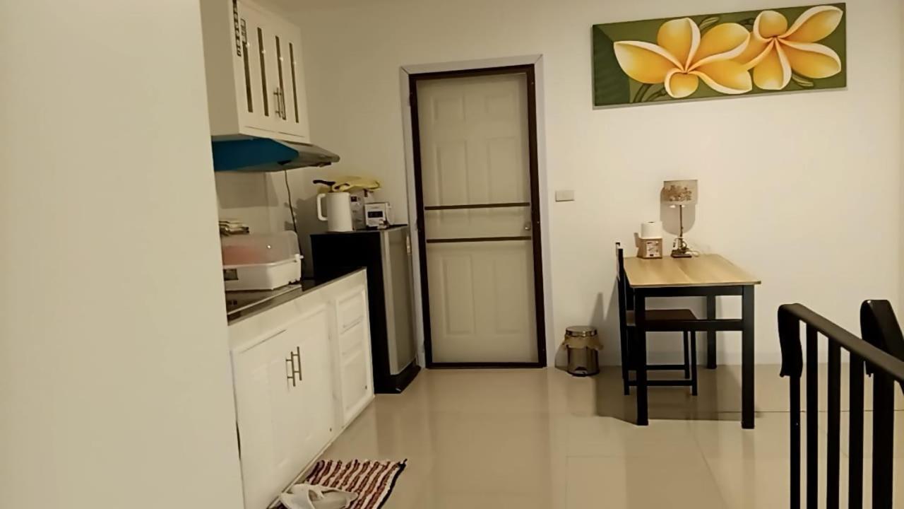 Aura Place Apartment