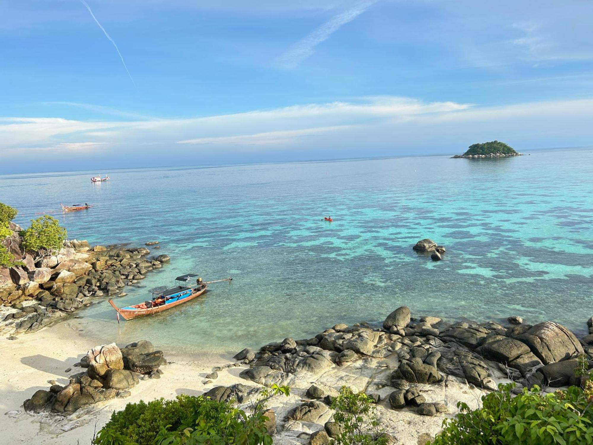 Apartment Mina View 53 Pattaya