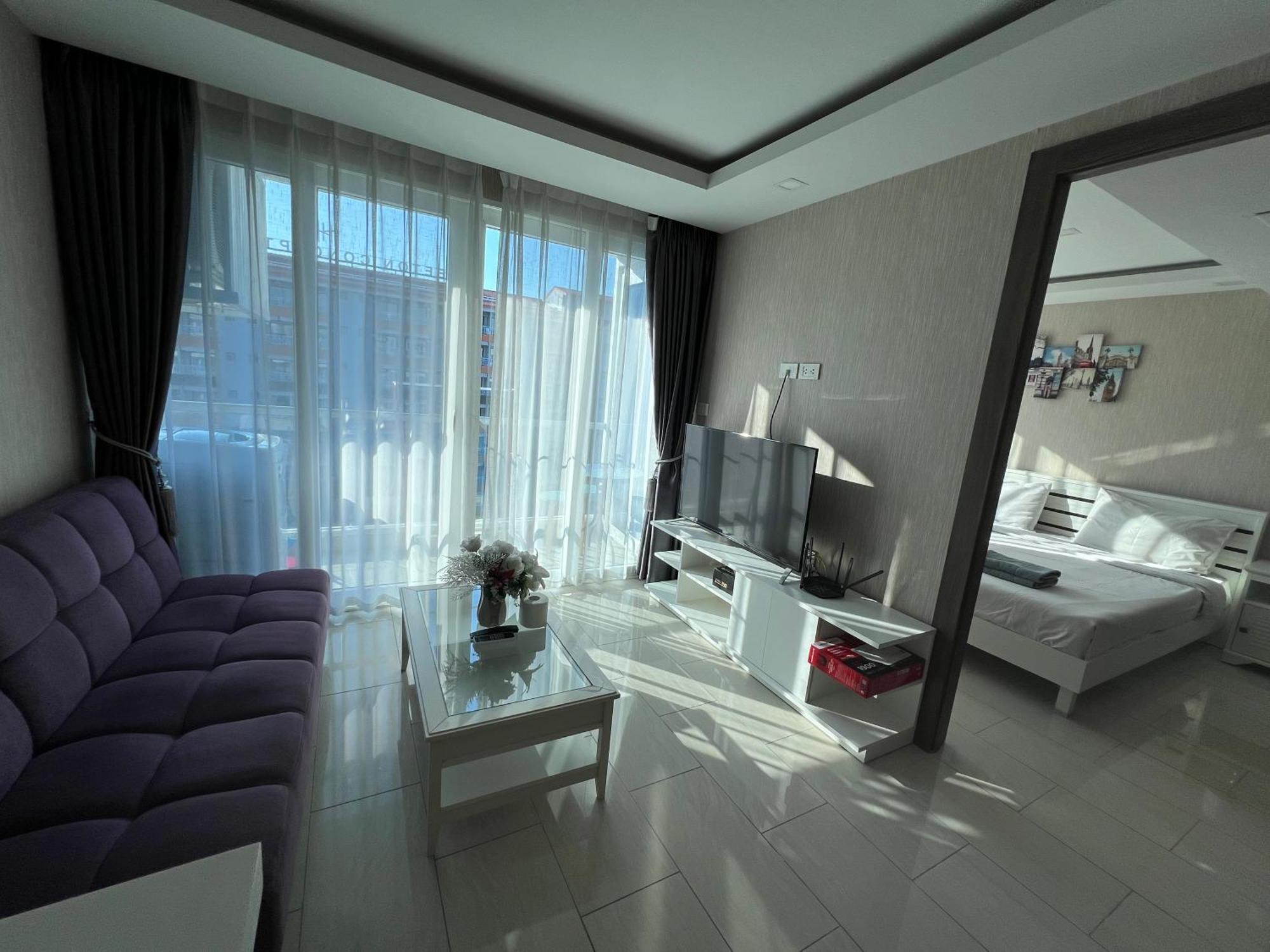秘狗公寓grand Avenue * Pattaya
