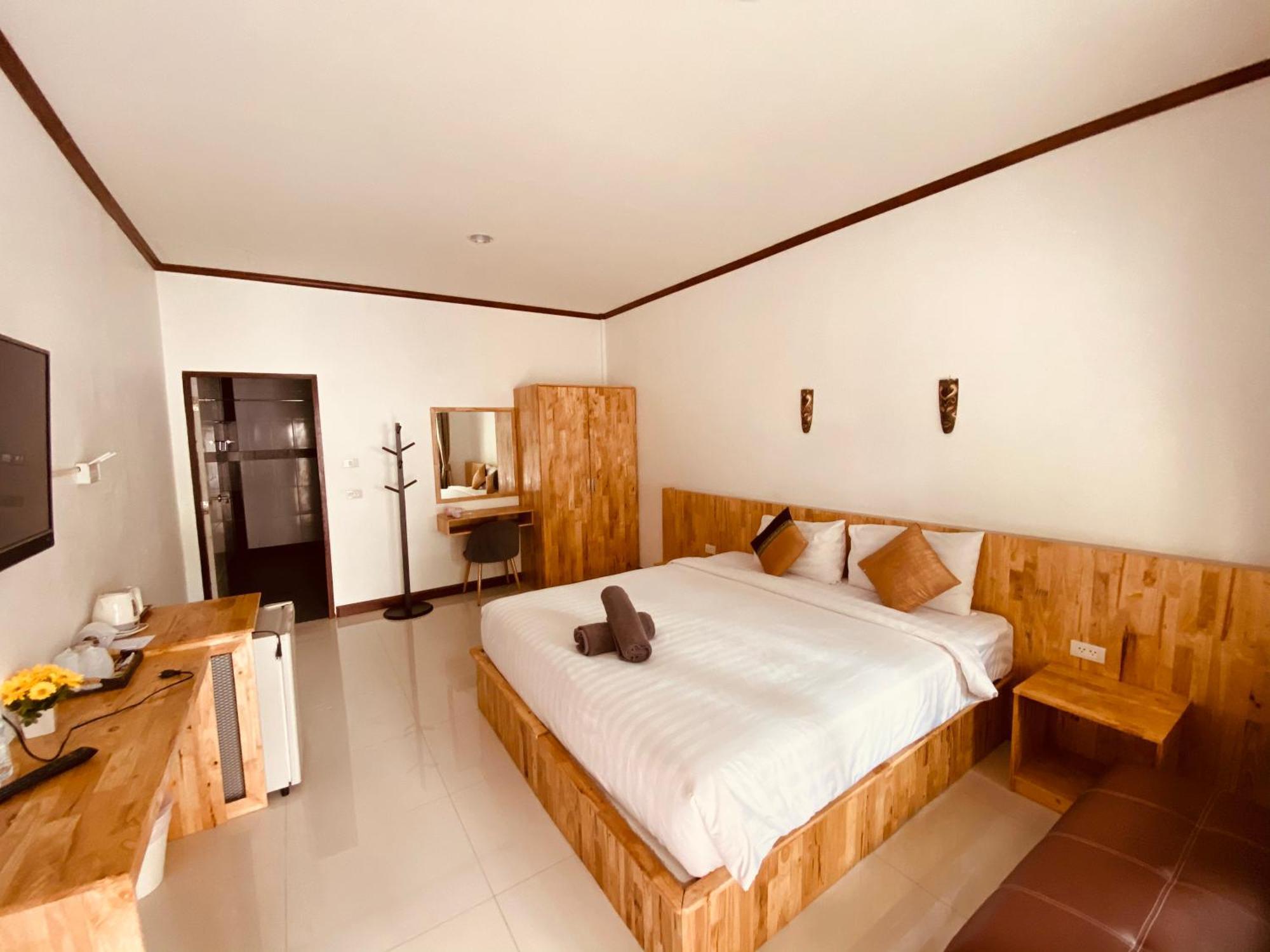 Hotel Paradise Land