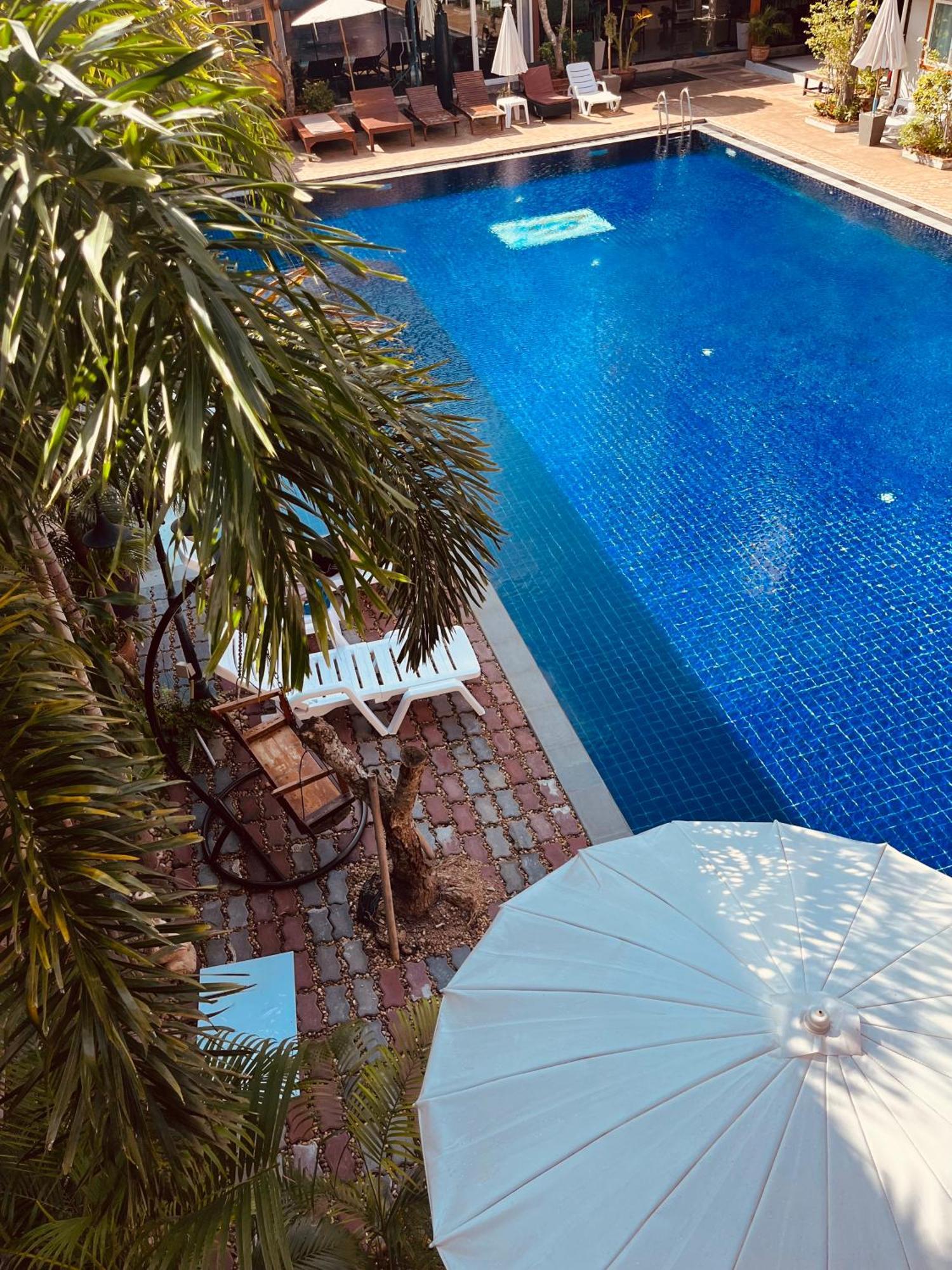 Hotel Paradise Land 3*