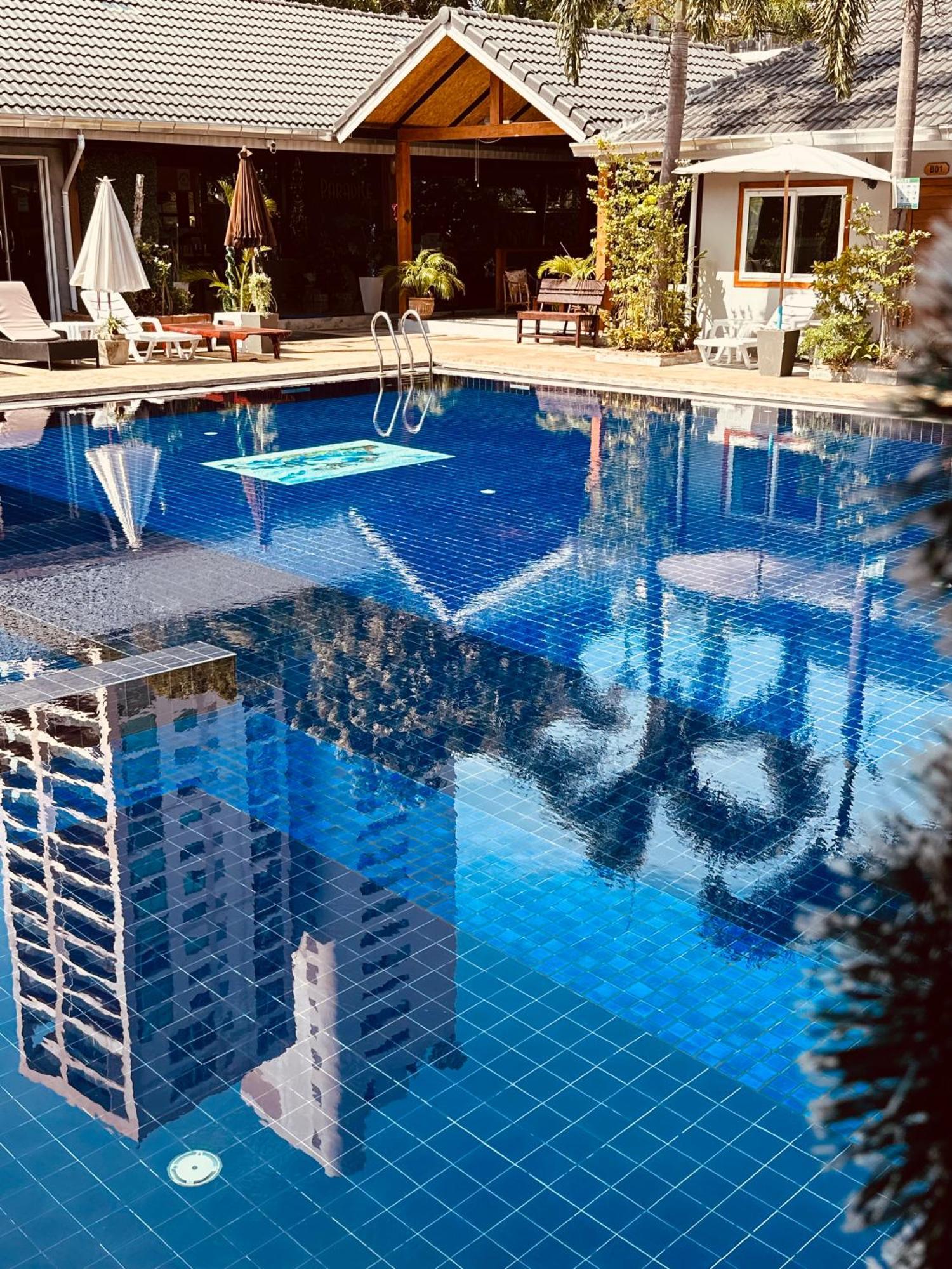 Hotel Paradise Land 3*