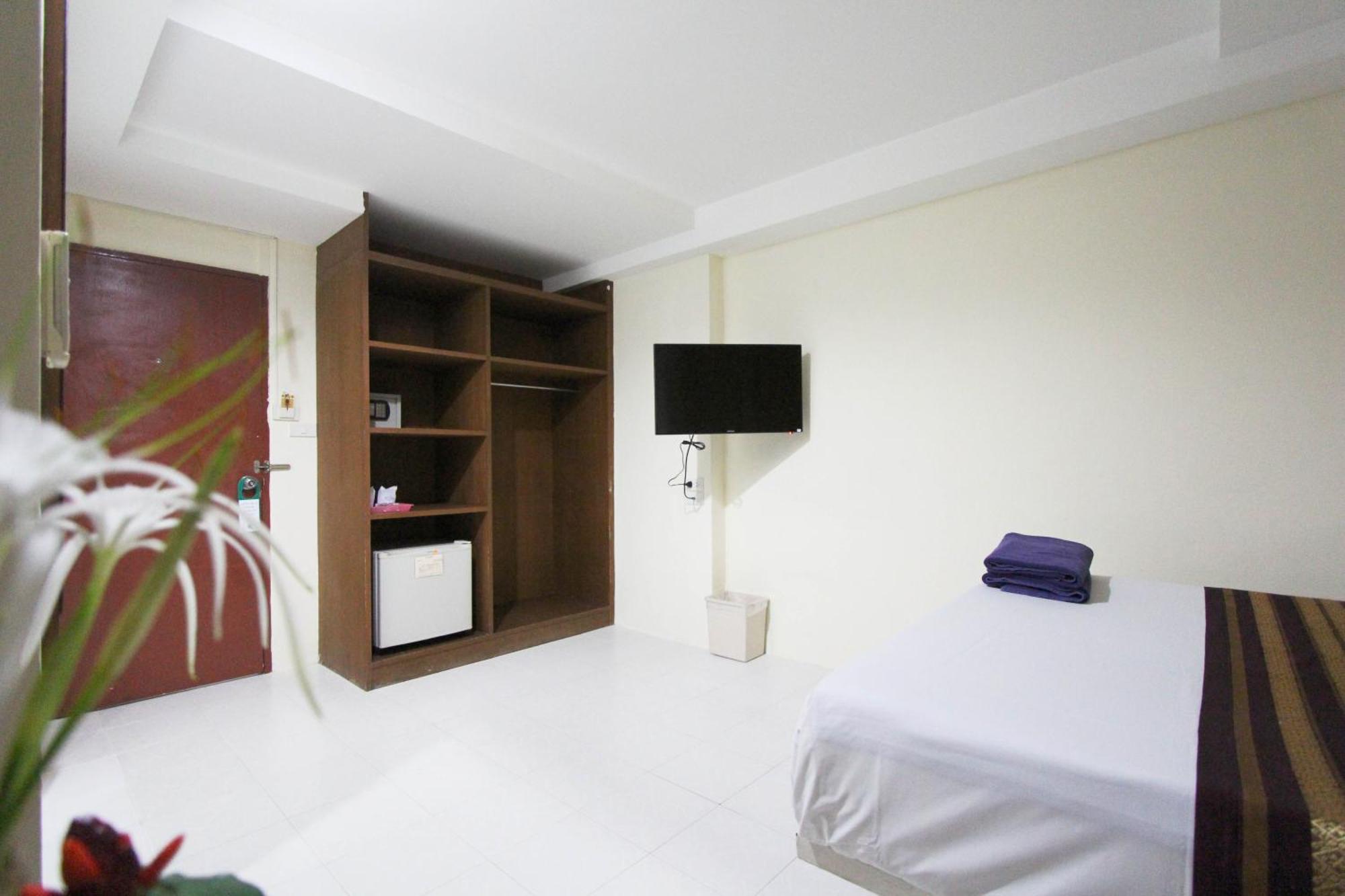 Hotel 18 Coins Cafe&hostel