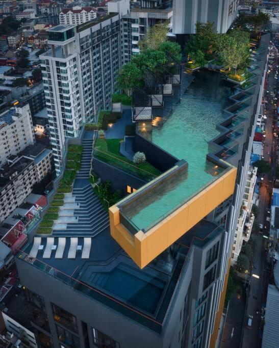 Private In Near Festival #77 *