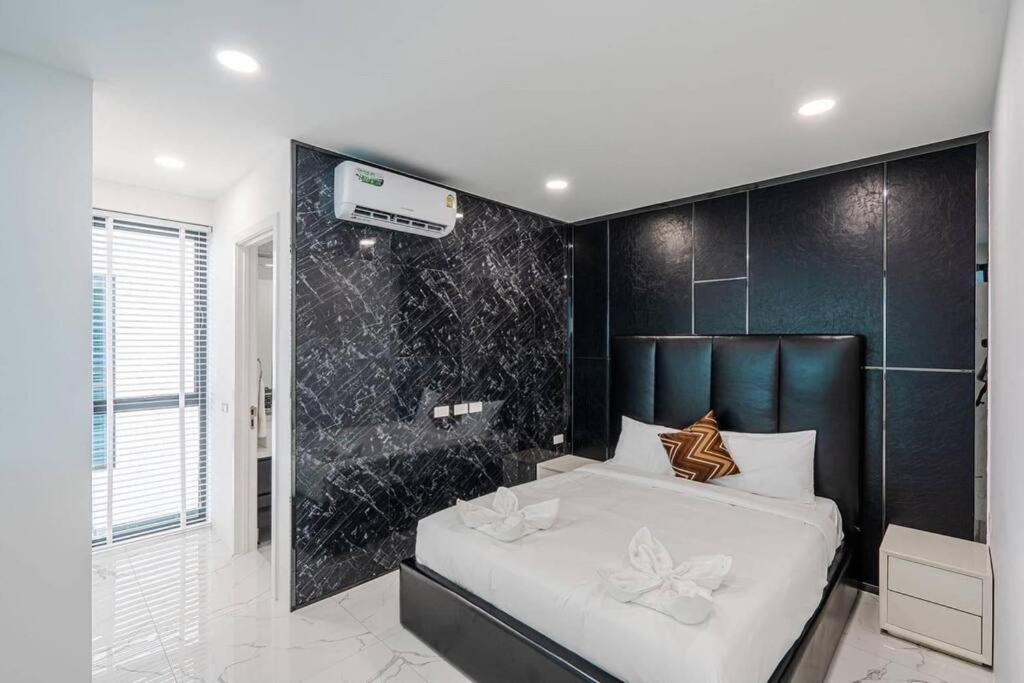 Luxury Pool Near Walking Street Villa Pattaya