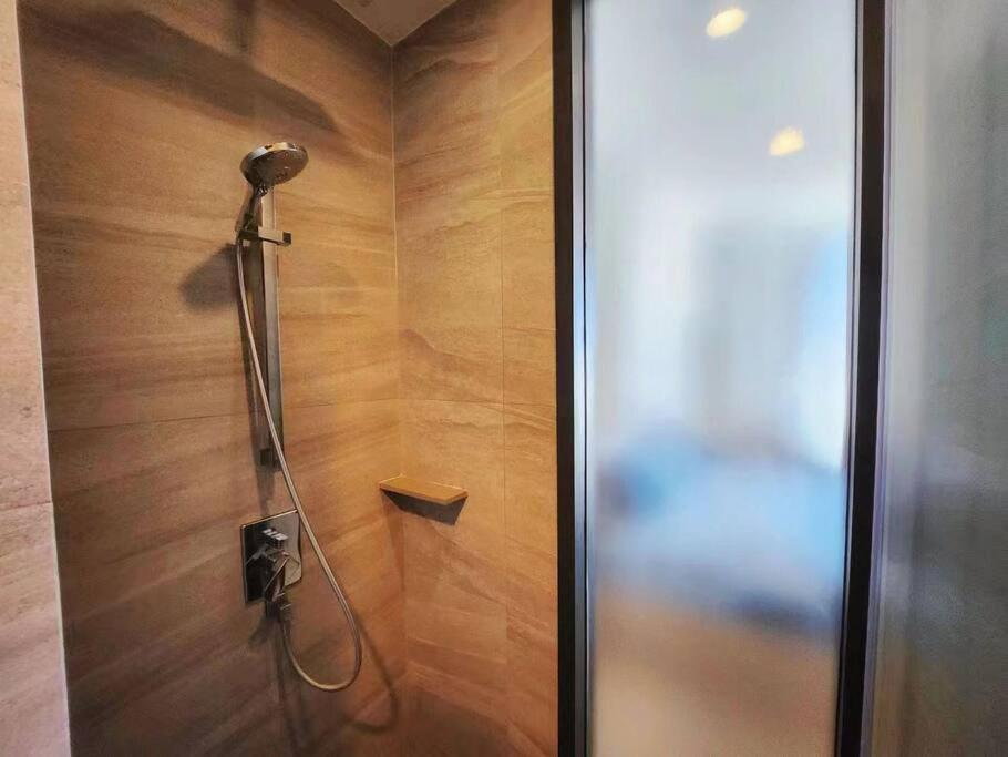 Apartment Edge芭提雅豪华公寓 单卧室套房 海滩商场步行几分钟 *