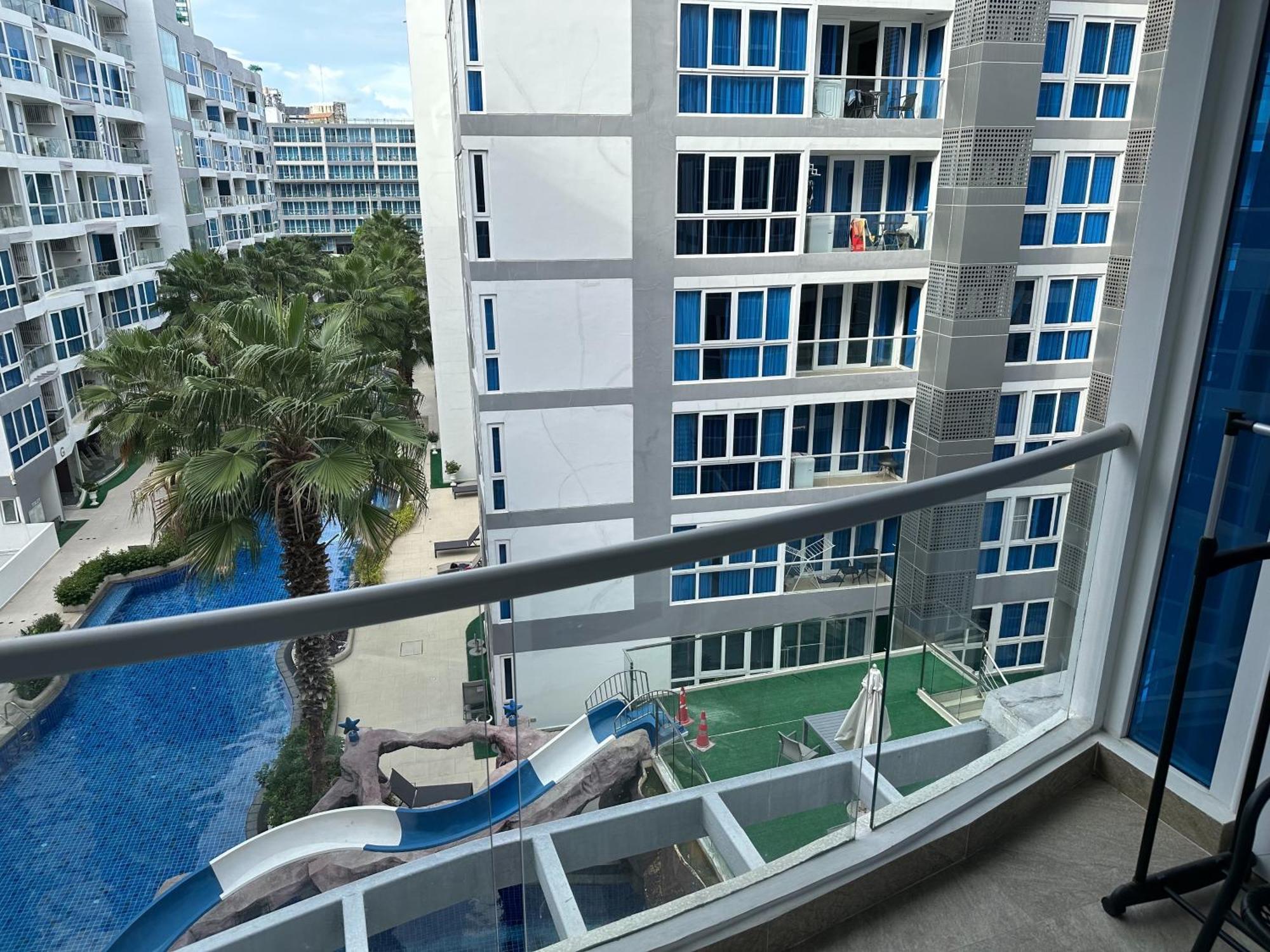 Grand Avenue By Bormon * Pattaya