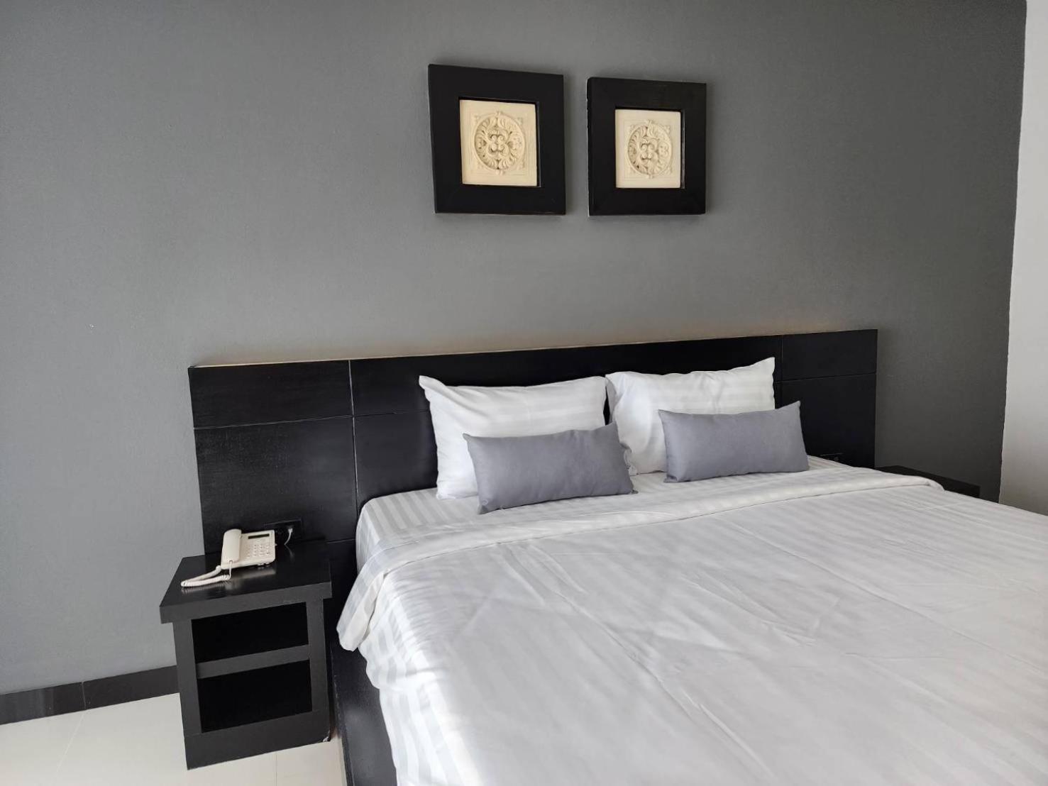 Hotel Lhc And Pattaya