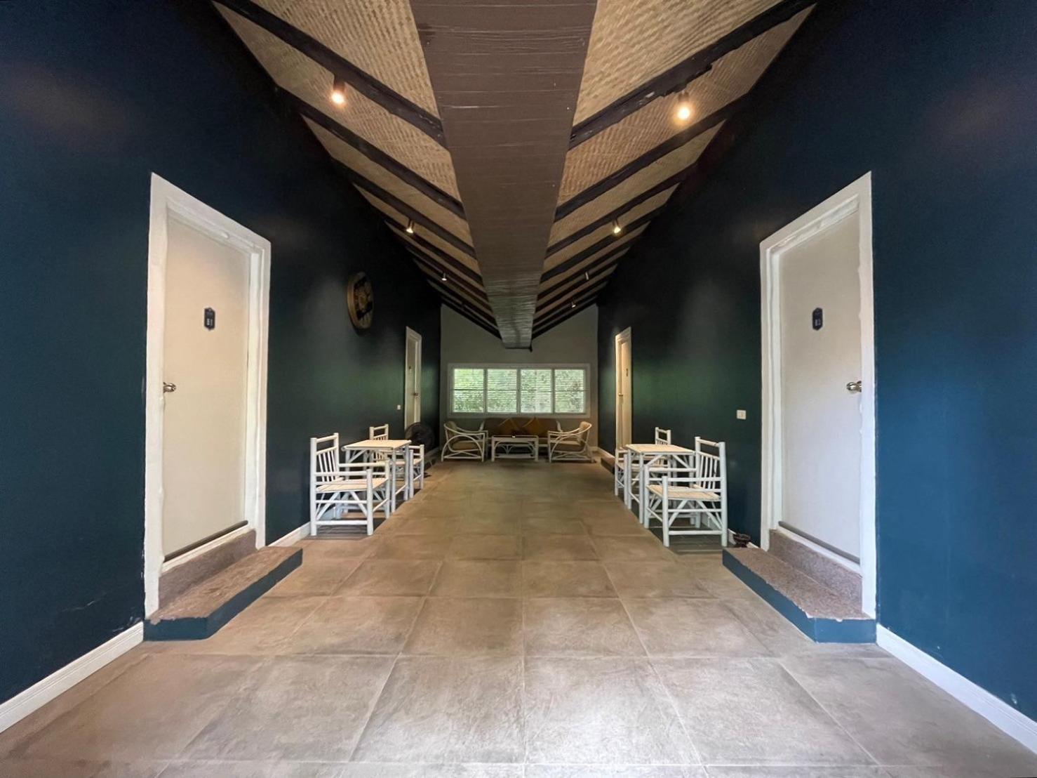 Let's Hyde & - Pool Pattaya