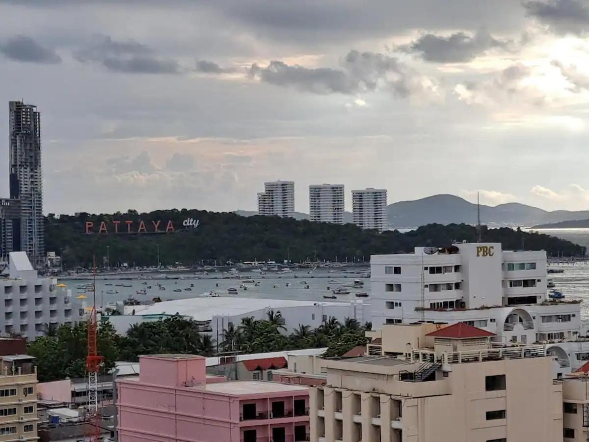 Lovers Cosmic Night -downtown Roof Toppool #es255 Apartment Pattaya