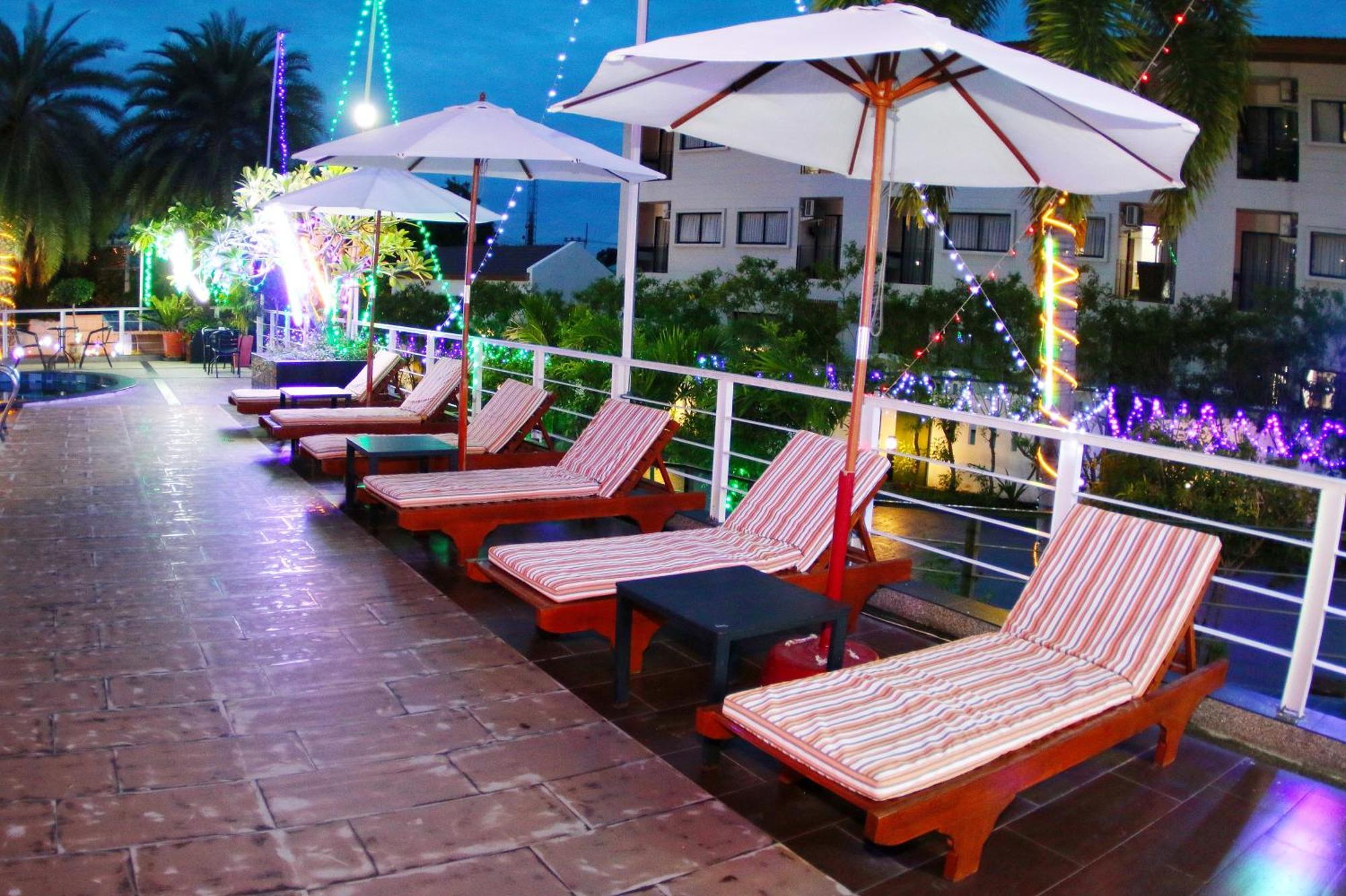 Arthitaya Nature & Lakkhana Poolside Hotel 5*