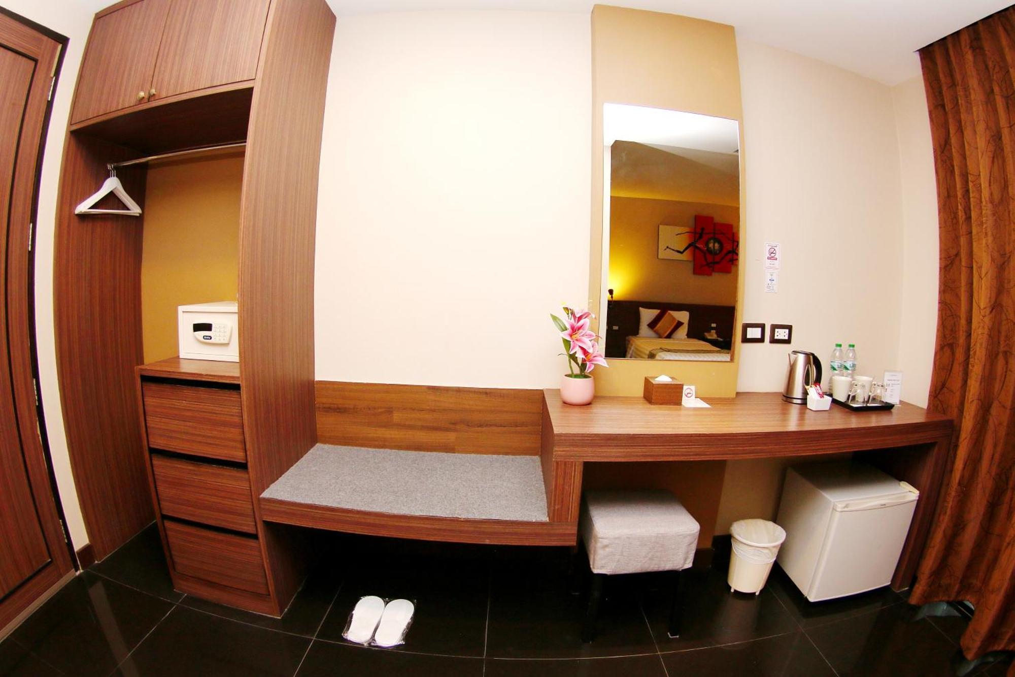 Arthitaya Nature & Lakkhana Poolside Hotel Pattaya