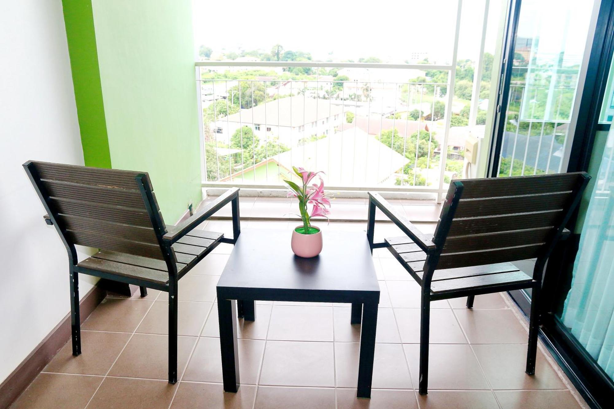 Arthitaya Nature & Lakkhana Poolside 5*