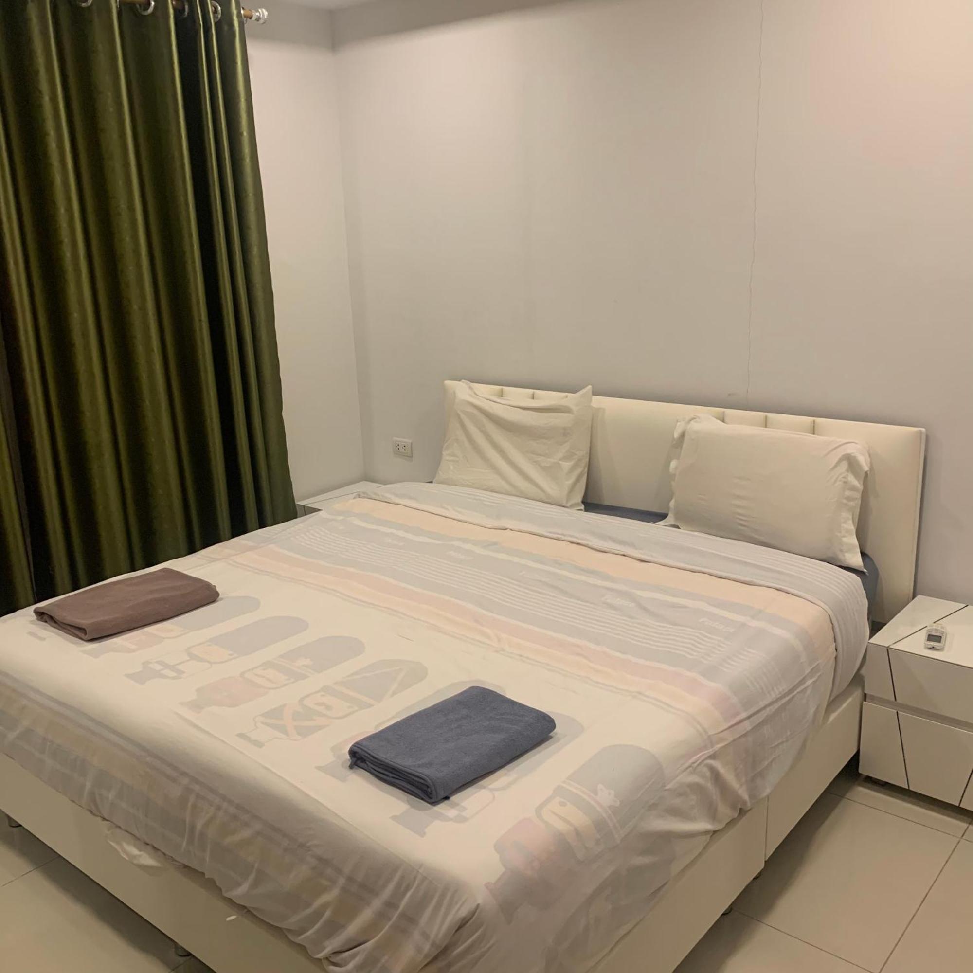 Dce5豪华两房两卫2 Bedrooms 2 Bathrooms 泳池公寓arcadia 靠近步行街 生活便利 *