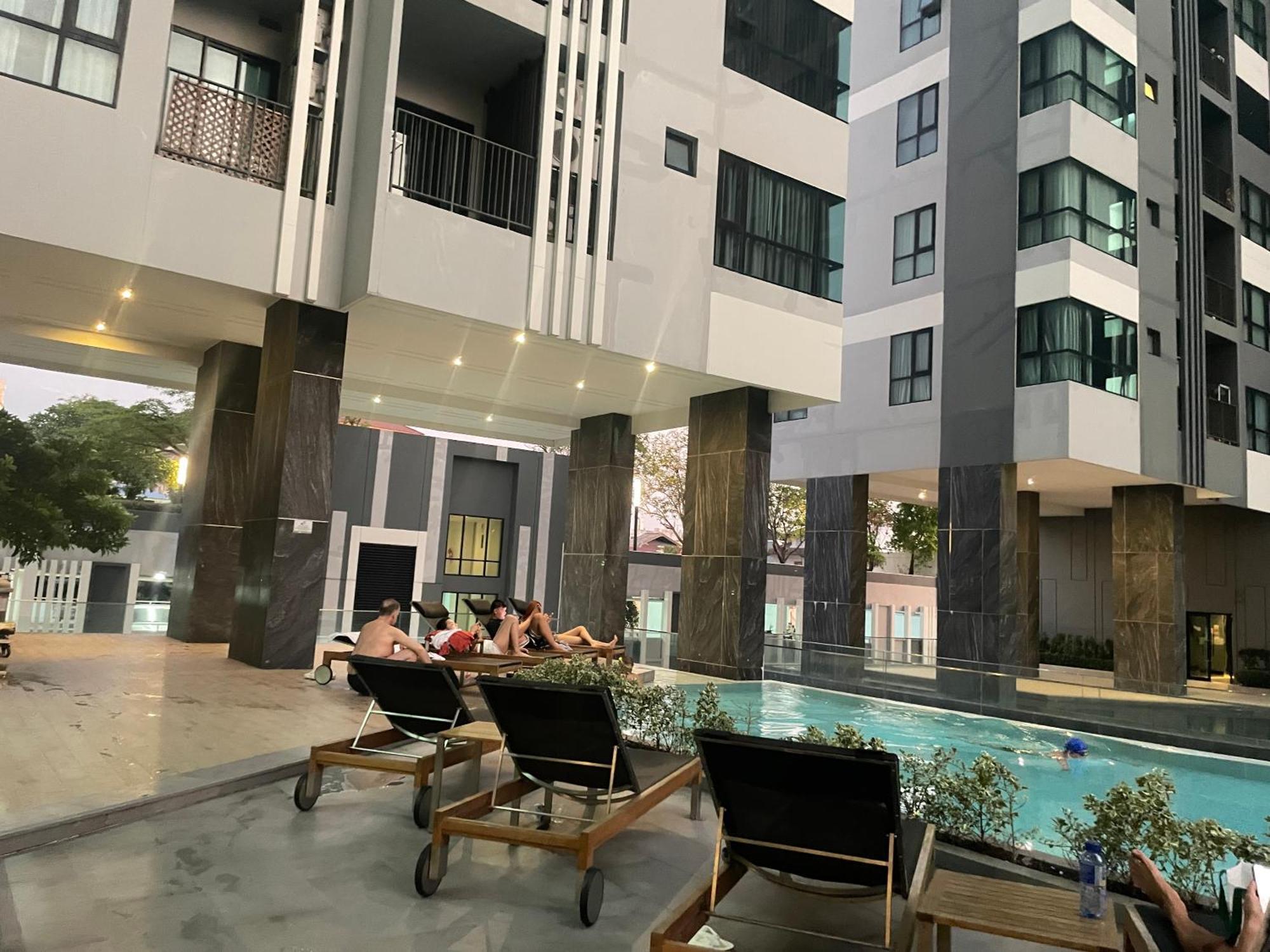 The Base Super Apartment *